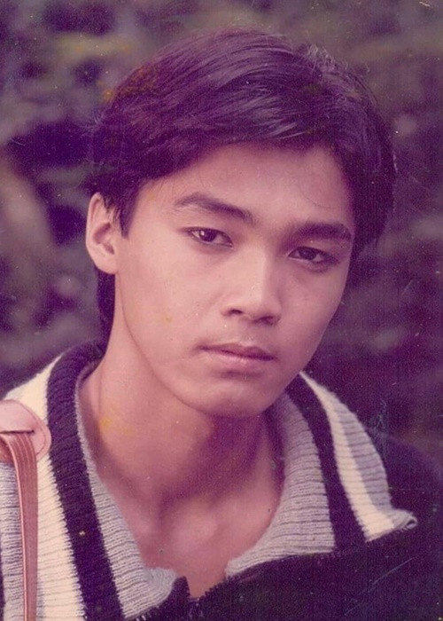 Ngày trẻ, Lý Hùng có diện mạo rất điển trai "đốn tim" nhiều nữ khán giả. Ảnh: FBNV.