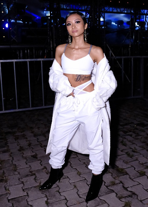 Suboi tiếp cận với dòng nhạc Hip-hop và rap từ năm 14 tuổi. Cô được tờ The Wall Street Journal nhận định có thể trở thành một Queen Latifah của Việt Nam.