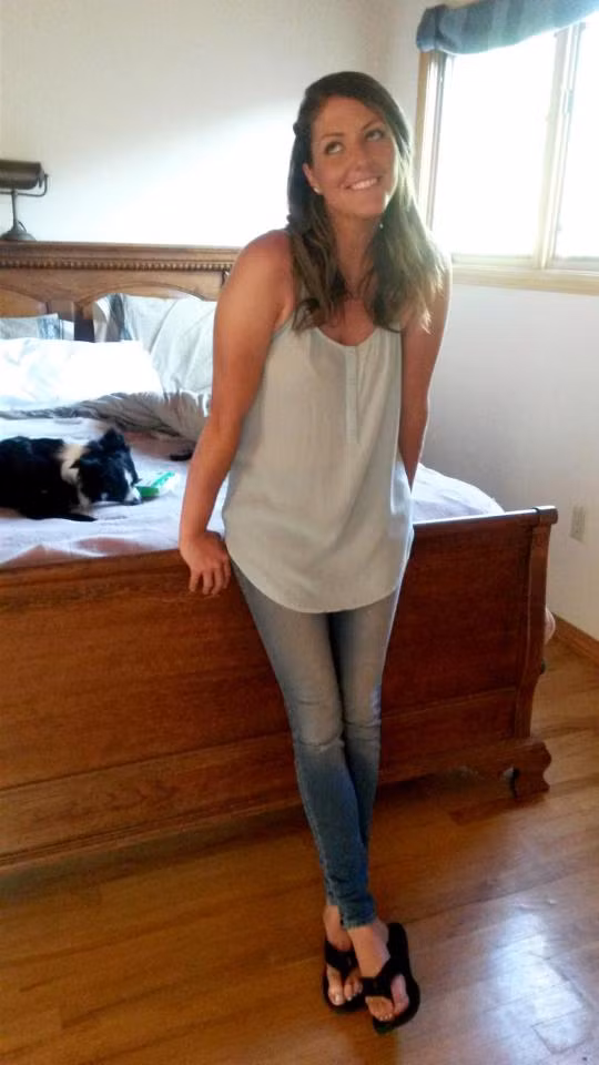 Người phụ nữ 32 tuổi này bị chẩn đoán là có hai buồng tử cung từ năm 12 tuổi. Chuyện này ảnh hưởng không nhỏ đến mỗi lần làm “chuyện ấy”. Năm 20 tuổi, Krista gặp người là chồng mình bây giờ và thông báo luôn rằng cô không thể có con. Kể từ đó, cặp đôi không hề sử dụng biện pháp tránh thai nào. 