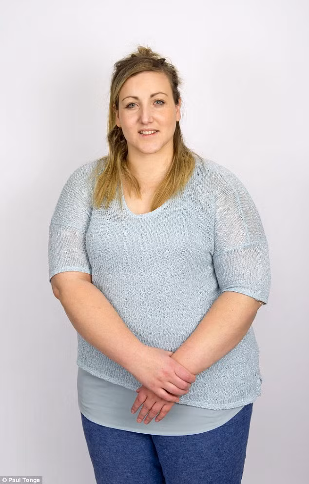 Thực ra cô mắc hội chứng Raynaud, bệnh lý do rối loạn vận mạch, tức bệnh lý co thắt các mạch máu làm giảm lượng máu tới mô gây thiếu máu cục bộ. Bệnh khá phổ biến và gần như vô hại, tương tự như sốt mùa hè.