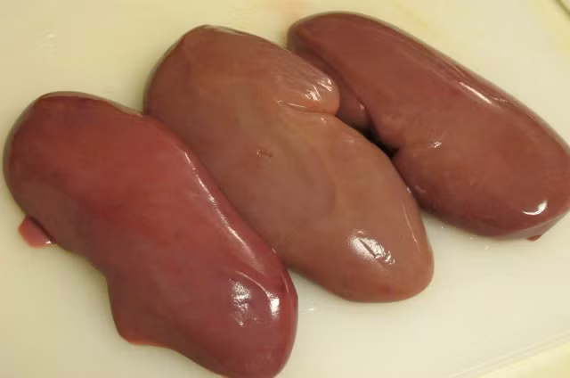 Bồ dục lợn bảo vệ sức khỏe sinh sản: Một quả bồ dục lợn cung cấp đủ lượng selen khuyến nghị trong ngày để tinh trùng khỏe mạnh. Bồ dục lợn là một thực phẩm rất tốt cho sức khỏe sinh sản của nam giới. (Ảnh: wordpress) 