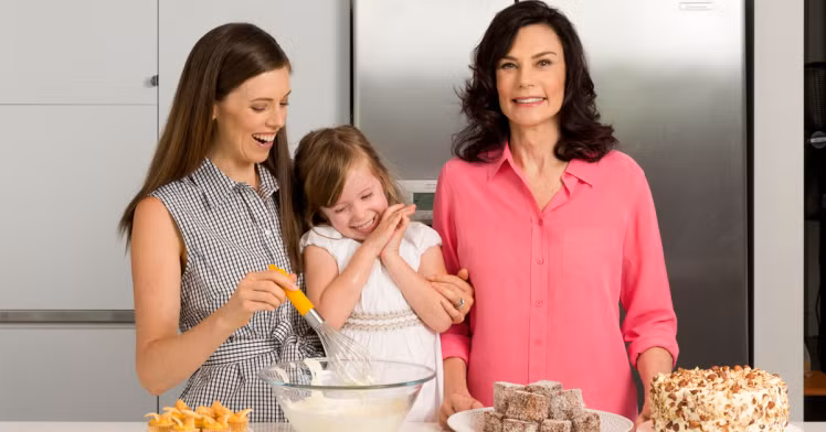 Cách đây 30 năm, sau nhiều năm nghiện ăn đồ ngọt, cô Carolyn Hartz kiên quyết sẽ kiêng đồ ngọt. Và giờ đây ở tuổi 70 và là bà của 4 đứa cháu, bà Carolyn có một thân hình mà thậm chí những người phụ nữ bằng nửa tuổi bà cũng phải ghen tị. Tất cả đều nhờ vào chế độ ăn uống không có đường. 