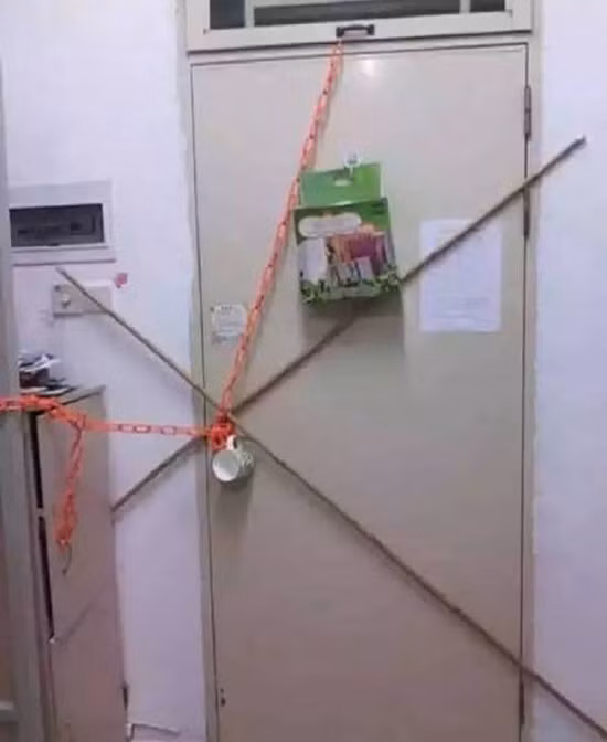 Đây là một cách phòng trộm bá đạo khác. 