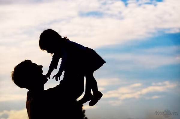 Cuu nguoi an may, roi rua mat mui nhan ra nguoi cha-Hinh-2