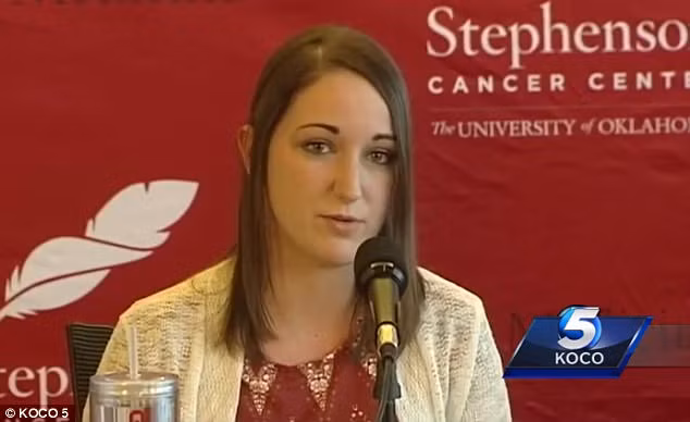 Vào tháng 11/2016, bà mẹ một con Stephanie thường xuyên trải qua những cơn đau đầu kinh khủng “diễn ra 7 ngày mỗi tuần” và đau đớn không khác gì đau đẻ. 