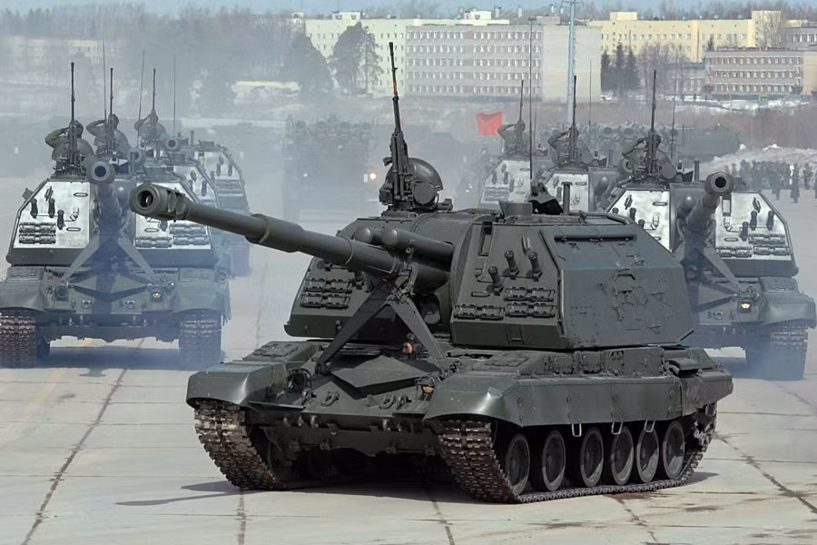 Mặc dù vậy, nhiều chuyên gia trên thế giới vẫn tỏ ra hoài nghi các tính năng thực chiến của phương tiện bọc thép Nga, nhất là trên chiến trường Syria - nơi một loạt các loại thiết giáp hiện đại của nước này đã bị khủng bố IS tiêu diệt trong các cuộc giao tranh. Nguồn ảnh: Tanker.