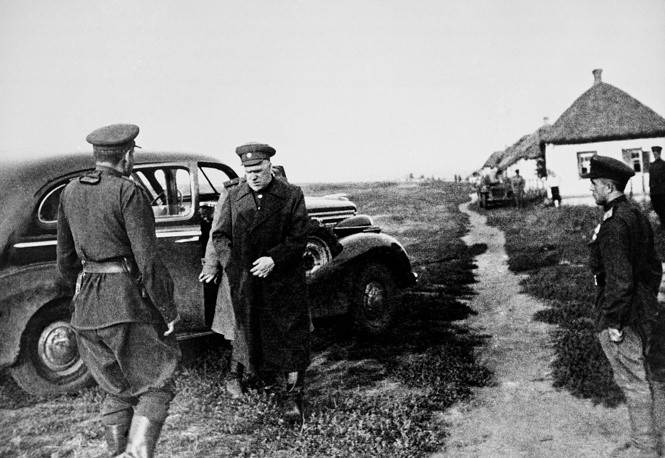 Tran Kursk va buoc ngoat hoan hao thay doi CTTG 2