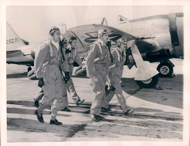 Tuy nhiên, nhiều tài liệu của Mỹ cũng khẳng định phi công Mỹ cũng có dùng một loại chất kích thích khác có tác dụng tương tự lên cơ thể người giống như ma tuý đá. Nhưng khác với ở Đức và Nhật, loại chất kích thích này ở Mỹ được sử dụng không rộng rãi. Nguồn ảnh: Worldagr.