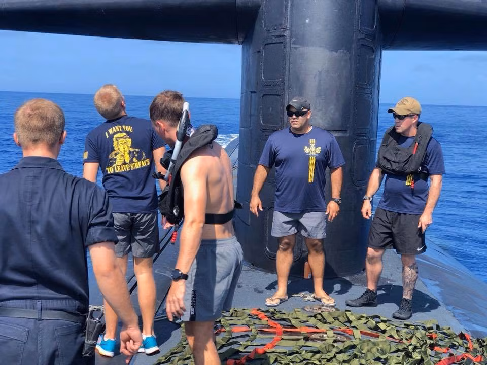 Tốc độ tối đa của USS Olympia vào khoảng 20 hải lý khi nổi - tương đương với khoảng 37 km/h và vào khoảng 33 hải lý khi lặn - tương đương với khoảng 37 km/h. Nguồn ảnh: BI.