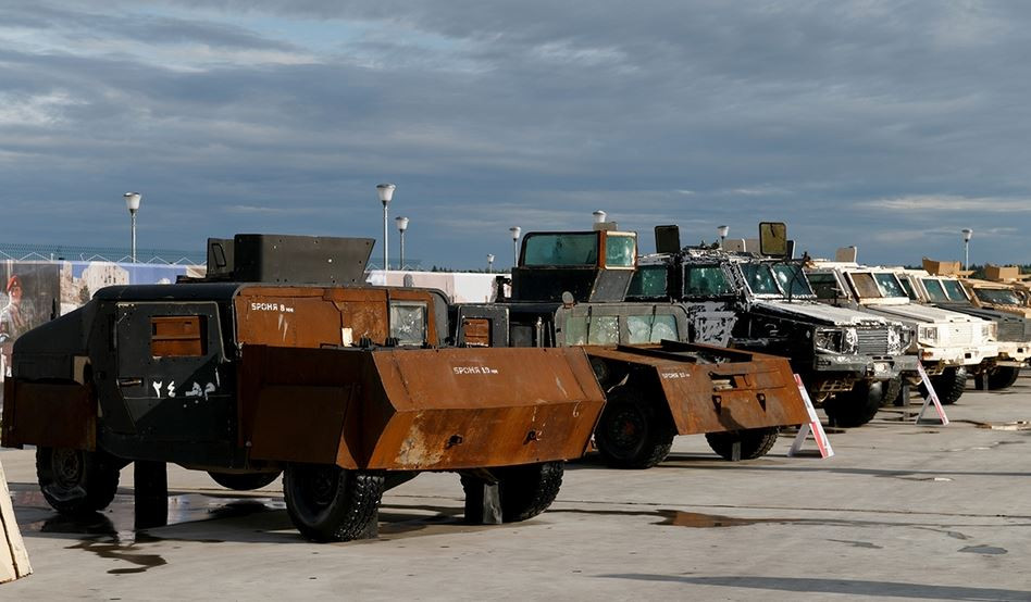 Thậm chí có cả các thiết bị hạng nặng - tất cả đều được Quân đội Nga mang về từ chiến trường Syria sau 3 năm tham chiến tại "chảo lửa" Trung Đông này. Nguồn ảnh: Almasdar.