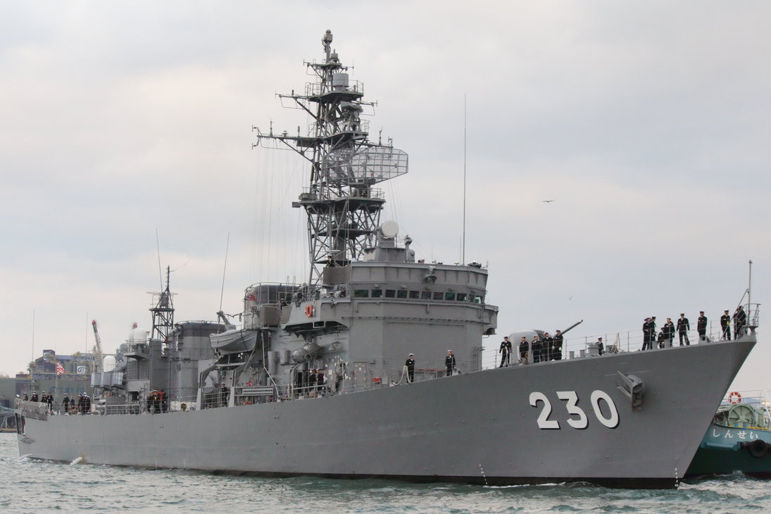 Chỉ tốn duy nhất một năm, tới năm 1989, chiếc khu trục hạm đầu tiên của Nhật thuộc lớp Abukuma đã được gia nhập biên chế của Lực lượng Phòng vệ Trên biển Nhật Bản. Nguồn ảnh: Military.