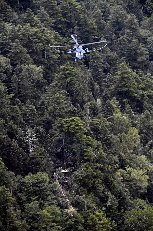 Rơi trực thăng cứu hộ ở Nhật, ít nhất 8 người chết - Hình 2 Roi truc thang cuu ho o Nhat, it nhat 8 nguoi chet-Hinh-2