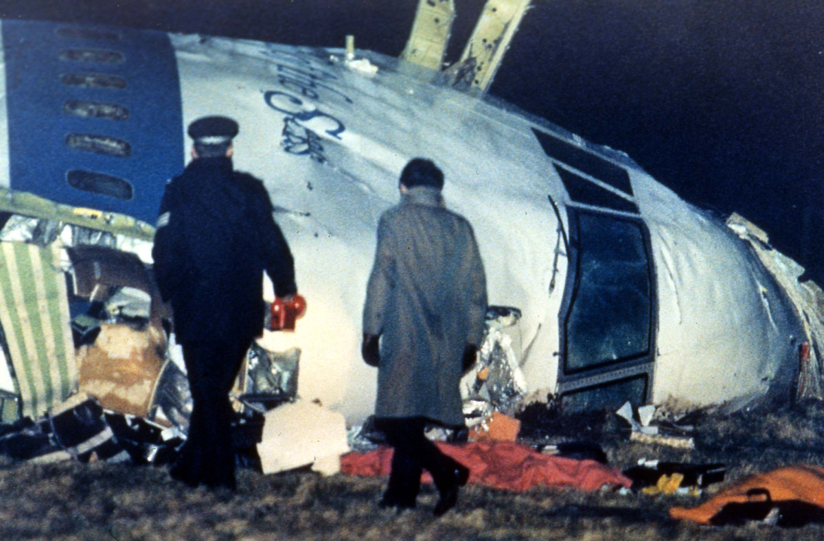 Tới tận năm 2003, Lybia mới nhận trách nhiệm về vụ đánh bom khủng bố này nhưng không hề tỏ ra hối tiếc. Liên Hiệp Quốc và Mỹ buộc Libya trả 8 triệu USD tiền bồi thường cho các nạn nhân trong vụ việc. Pan Am 103 là một trong một loạt các vụ tai nạn nghiêm trọng của hãng Pan Am, dẫn tới việc hãng này phải phá sản vào năm 1991. Nguồn ảnh: CNN.