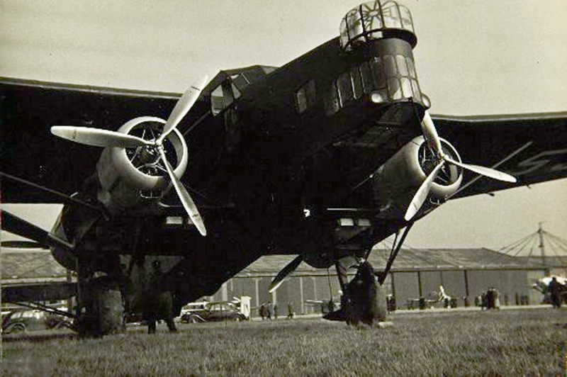 Máy bay ném bom của Pháp loại Farrman F.222 được ra đời vào năm 1932. So với các loại máy bay ném bom cùng thời, Farman 222 có tốc độ khá nhanh, lên tới 320 km/h. Nguồn ảnh: Fotoreports.