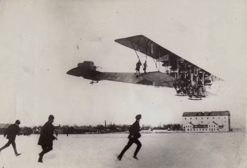 Máy bay ném bom đầu tiên của Liên Xô chiếc Ilya Muromets. Nguồn ảnh: Fotoreports.