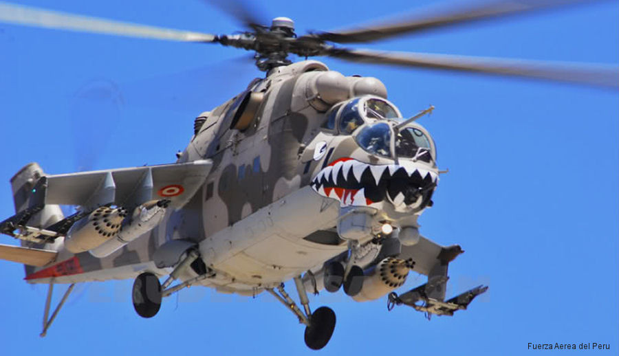 Tốc độ tối đa của Mi-24 vào khoảng 335 km/h - thậm chí còn lớn hơn cả tốc độ tối đa của AH-64 khi chiếc trực thăng Mỹ chỉ bay được tối đa 293 km/h; tầm hoạt động của Mi-24 lên tới 450 km - tương đương với tầm hoạt động của AH-64 và trần bay của Mi-24 cũng lớn hơn khi so với AH-64, lần lượt là 4900 mét và 4600 mét. Nguồn ảnh: Delperu.