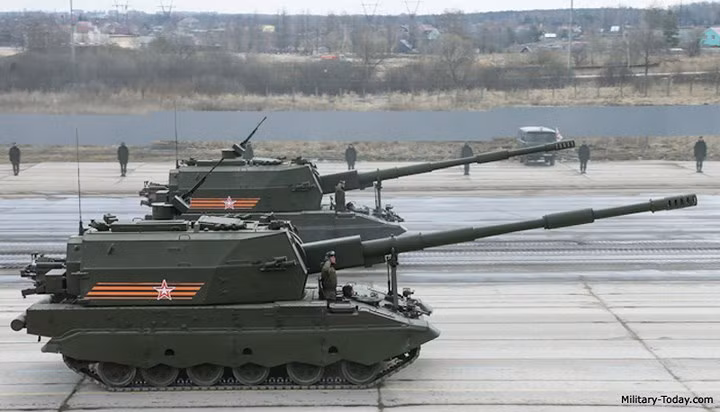 Ngoài ra nó còn được sử dụng để phá huỷ những công trình trận địa chiến đấu. Ảnh: Military-Today.