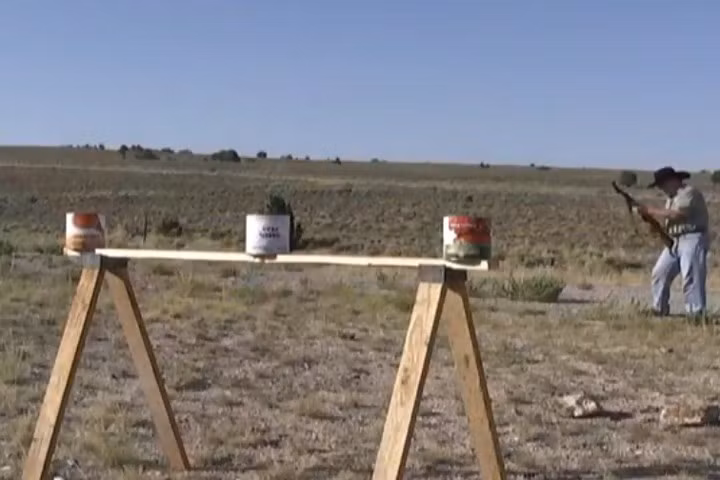 Bắn tiếp mục tiêu mới.