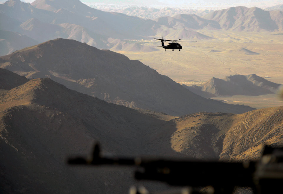 Liên Xô đóng quân 15 năm, Mỹ đóng quân 17 năm, tuy nhiên việc chinh phục được Afghanistan là điều bất khả thi. Các lực lượng khủng bố vẫn cứ tồn tại, thậm chí còn mở rộng về quy mô và việc "bình định" được quốc gia này rõ ràng là điều không thể. Nguồn ảnh: BI.