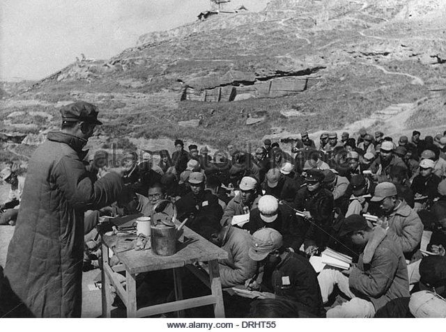 Trong số 3 vạn quân ở lại đánh chặn Quốc Dân Đảng có em trai của Lãnh tụ Mao Trạch Đông là Mao Trạch Đàm. Lực lượng này đã chiến đấu cực kỳ kiên cường và Mao Trạch Đàm hy sinh vào ngày 26/4/1935 - sau khi cầm chân được Quốc Dân Đảng tới 6 tháng. Nguồn ảnh: Baidu.