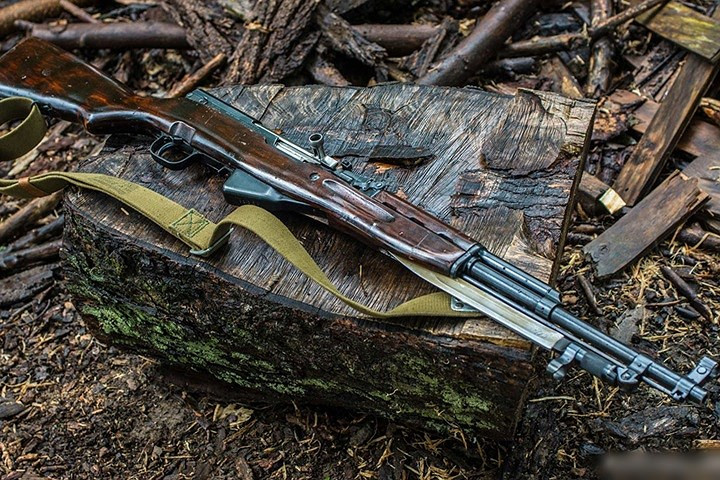 Súng CKC có một ưu điểm giống AK là nó rất dã chiến và có độ tin cậy cao.