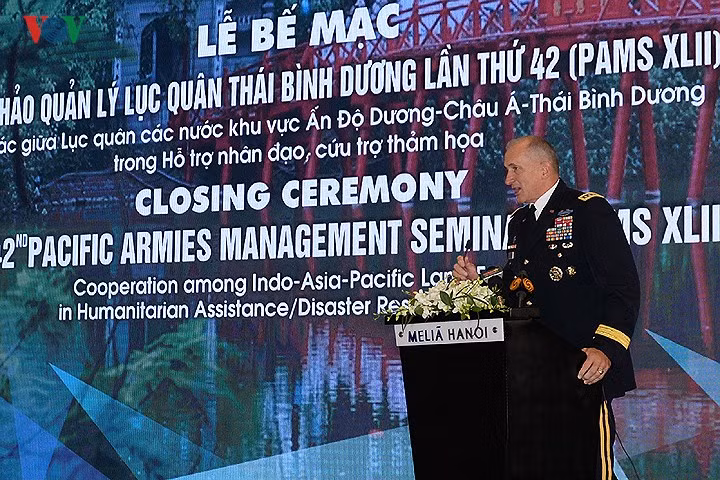 Phát biểu mở đầu lễ Bế mạc PAMS-42, Đại tướng Brown dành nhiều mỹ từ để ca ngợi công tác tổ chức của quân đội Việt Nam. Ông đánh giá đây là kỳ Hội thảo PAMS tốt nhất cho tới nay.