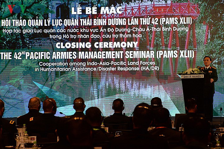 Phần phát biểu của Thượng tướng Phạm Hồng Hương - Phó Tổng Tham mưu trưởng Quân đội Nhân dân Việt Nam. Thượng tướng bày tỏ sự cảm ơn trước những lời ngợi khen của Đại tướng Mỹ Brown.