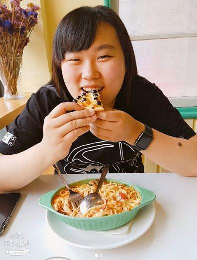 Giá một chiếc bánh pizza trân châu này vào khoảng 149 Đài tệ (hơn 100 nghìn VNĐ)