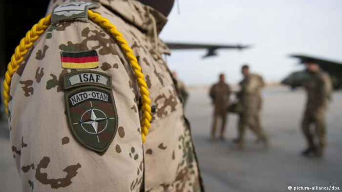 Trong quá khứ từ năm 1956 tới năm 2011, Đức đã từng có chế độ nghĩa vụ quân sự bắt buộc dành cho nam giới nước này. Tuy nhiên, chế độ nghĩa vụ quân sự này chỉ yêu cầu nam giới Đức phục vụ trong quân đội tối thiểu 6 tháng. Nguồn ảnh: DPA.