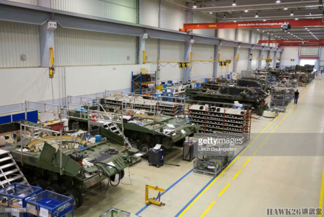 Để phục vụ quá trình nâng cấp, các kỹ sư gần như phải tháo bỏ toàn bộ thành từng phần. Nguồn ảnh: Getty Images.