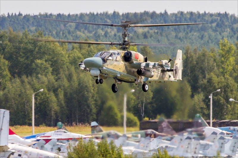 Trực thăng chiến đấu Ka-52. Nga hiện tại là quốc gia duy nhất trên thế giới sở hữu và sản xuất được trực thăng chiến đấu đồng trục. Nguồn ảnh: Englishrussian.