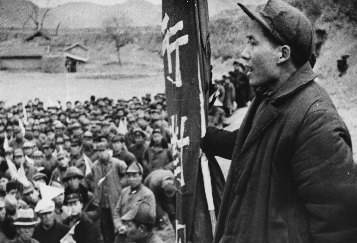 Vạn lý Trường chinh hay còn có tên gọi đầy đủ theo Hán Việt là Nhị vạn Ngũ thiên lý trường chinh. Trong đó, Nhị vạn Ngũ Thiên lý là để chỉ cuộc hành trình dài 25.000 dặm từ Giang Tây tới Tây Tạng rồi ngược lên Thiểm Tây. Nguồn ảnh: Baidu.