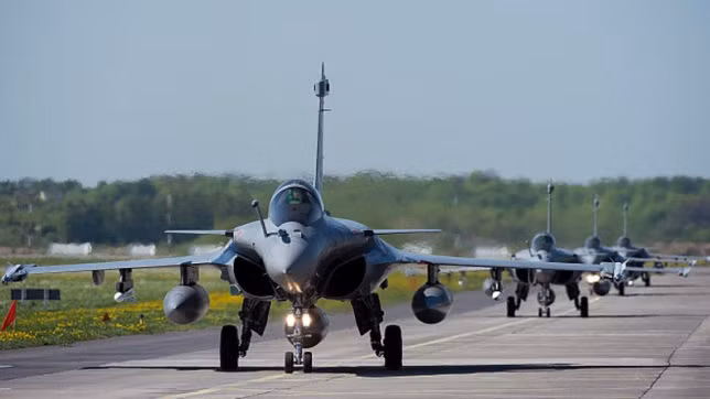 Tổng cộng tính tới thời điểm hiện tại, chiến đấu cơ Rafale của Pháp mới chỉ được sử dụng tại bốn quốc gia trên thế giới. Trong đó, Pháp là quốc gia duy nhất ở châu Âu sử dụng loại chiến đấu cơ này, tiếp theo là Ấn Độ, Qatar và cuối cùng là Ai Cập. Nguồn ảnh: Rafale.