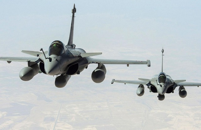 Nhiều nguồn tin khẳng định, kể cả khi Slovakia từ bỏ MiG-29 và đồng bộ hoá lực lượng Không quân của mình với NATO, nước này cũng sẽ chọn F-16 hoặc F-35 từ Mỹ, còn chiến đấu cơ Dassault Rafale của Pháp, có thể khẳng định là không có cơ hội đặt chân vào biên chế không quân Slovakia. Nguồn ảnh: Quora.