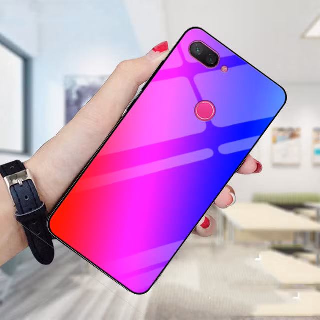 Bên cạnh một thiết kế đẹp thì Mi 8 Lite còn chinh phục người dùng với bộ vi xử lý mạnh Snapdragon 660 từ Qualcomm. Cụm camera kép trang bị AI. Kích thước lớn 6.26 inch, chất lượng hiển thị chuẩn smartphone tầm trung với độ phân giải FullHD+, IPS LCD.