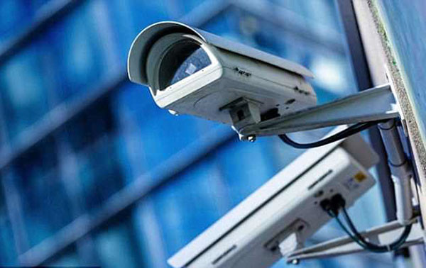 Trong bối cảnh công nghệ ngày càng phát triển, các thiết bị nghe nhìn được tích hợp trí tuệ nhân tạo, việc các camera có khả năng nhận diện con người qua khuôn mặt, dáng người không còn là điều quá cao siêu. Nếu đề án của Công an TP HCM có thể thực hiện được thì công tác đảm bảo an ninh trật tự tại TPHCM sẽ có thêm nhiều thuận lợi. Công nghệ hiện đại sẽ trợ giúp rất đắc lực cho các chiến sĩ công an làm nhiệm vụ, điều tra, truy bắt tội phạm.