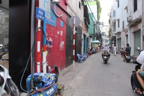 Hem Ong Tien dieu ky cua nguoi ngheo tren dat Sai Gon-Hinh-2