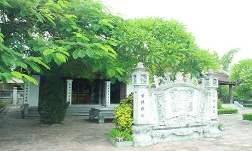 Giai thoai ngong thau troi xanh cua Nguyen Cong Tru-Hinh-2