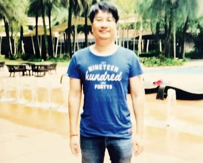 Đạt tham ô 18 triệu USD rồi bỏ trốn nhiều năm.