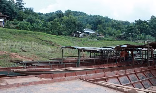 Am anh viec cho thi the quan chieu qua song-Hinh-2