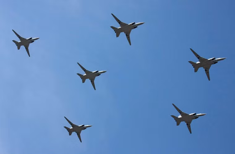 Ngoài Iskander-M, theo ông Sivkov, Không quân Nga có thể triển khai máy bay ném bom Tu-22M3 hiện đại hóa cùng tên lửa hành trình Kh-555. Qua đó tạo ra sự đe dọa hạt nhân lại với chính Mỹ và NATO.