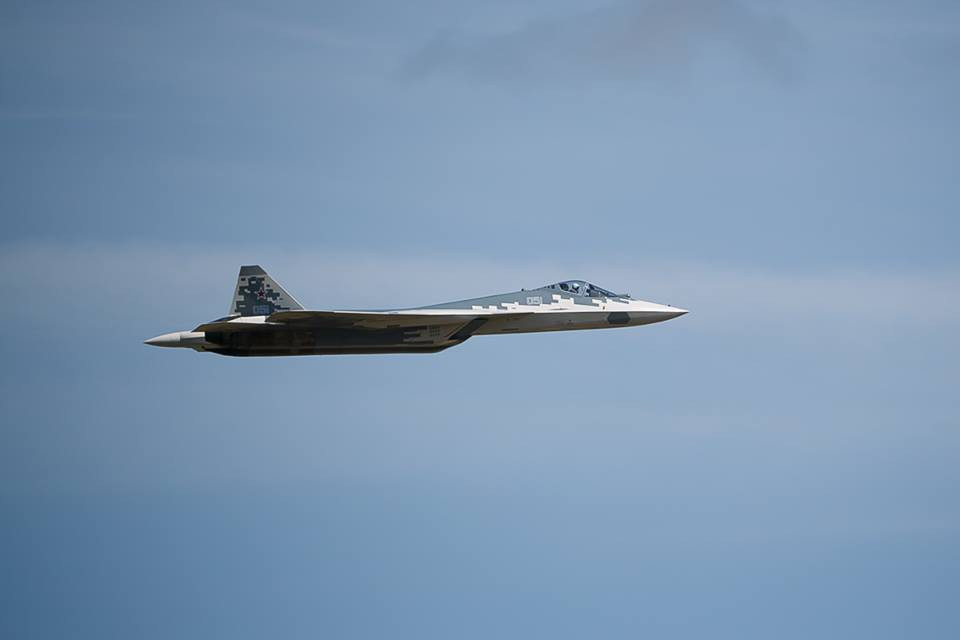 Nhưng thông tin trên chắc chắn sẽ khiến cho Mỹ và phương Tây phải đặc biệt quan tâm và chuẩn bị các công cụ trinh sát nhằm đón tiếp Su-57.