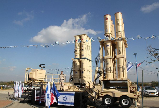 Điều này cho thấy họ theo dõi hành tung của Su-57 một cách rất sát sao cho nên mới nhận biết được việc tiêm kích tàng hình Nga hạ cánh xuống Syria trong thời gian ngắn.