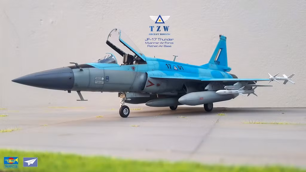 Myanmar ký hợp đồng đặt mua 16 chiếc JF-17 Thunder của Trung Quốc từ năm 2015.