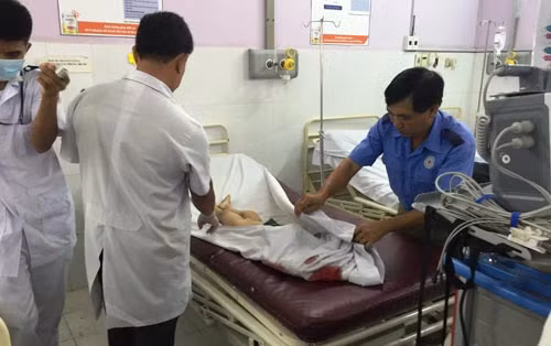 ... nhưng bé B. vẫn không qua khỏi vì thương tích quá nặng.