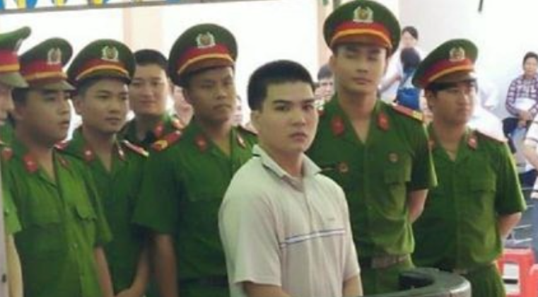 Trong phiên toà xét xử sơ thẩm, TAND tỉnh Bình Dương đã tuyên phạt Nguyễn Hoài Thanh tù chung thân về 2 tội “Giết người” và “Cướp tài sản”. Cho rằng mức án quá nhẹ, không tương xứng với tính chất và hành vi phạm tội cũng như không đủ sức răn đe nên đại diện hợp pháp của bị hại đã kháng cáo, yêu cầu tăng hình phạt.