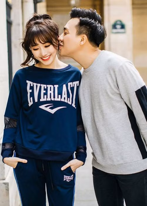 Một trong nhiều khoảnh khắc ngọt ngào của Trấn Thành - Hari Won.