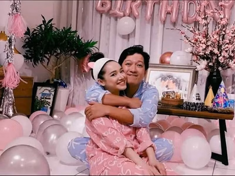 Sau khi lập gia đình, Trường Giang trở thành người chồng, người bố mẫu mực.