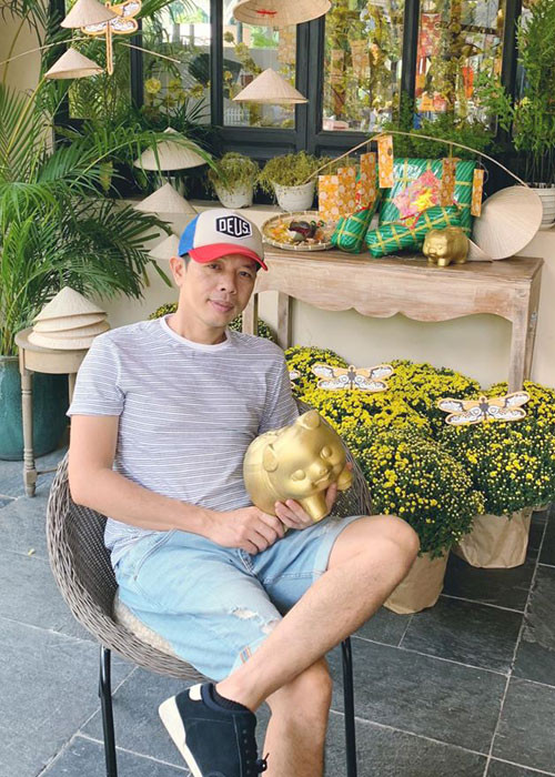 Thái Hòa cũng được xem là ông hoàng phòng vé giống Trường Giang. Ngoài ra, cả hai đều có cuộc sống đời thường giản dị.