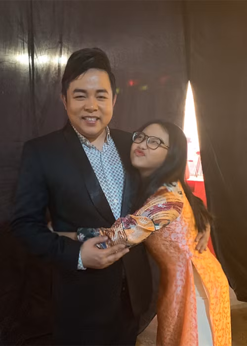 Quang Lê không chỉ là ông bầu mà còn là bố nuôi của Phương Mỹ Chi.